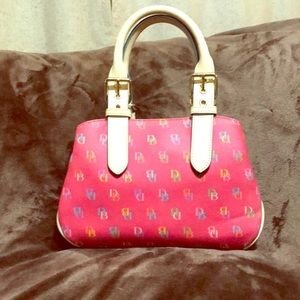 Dooney & Bourke purse💕no longer sold💕